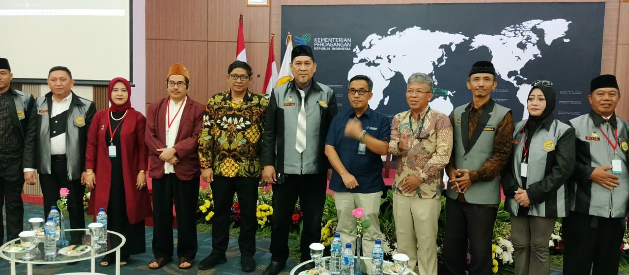 Transformasi Dakwah Modern: PB-FORMULA dan Kemendag Siapkan Sejuta Ustadz Entrepreneur Berbasis Syariah Transformasi Dakwah Modern: PB-FORMULA dan Kemendag Siapkan Sejuta Ustadz Entrepreneur Berbasis Syariah
