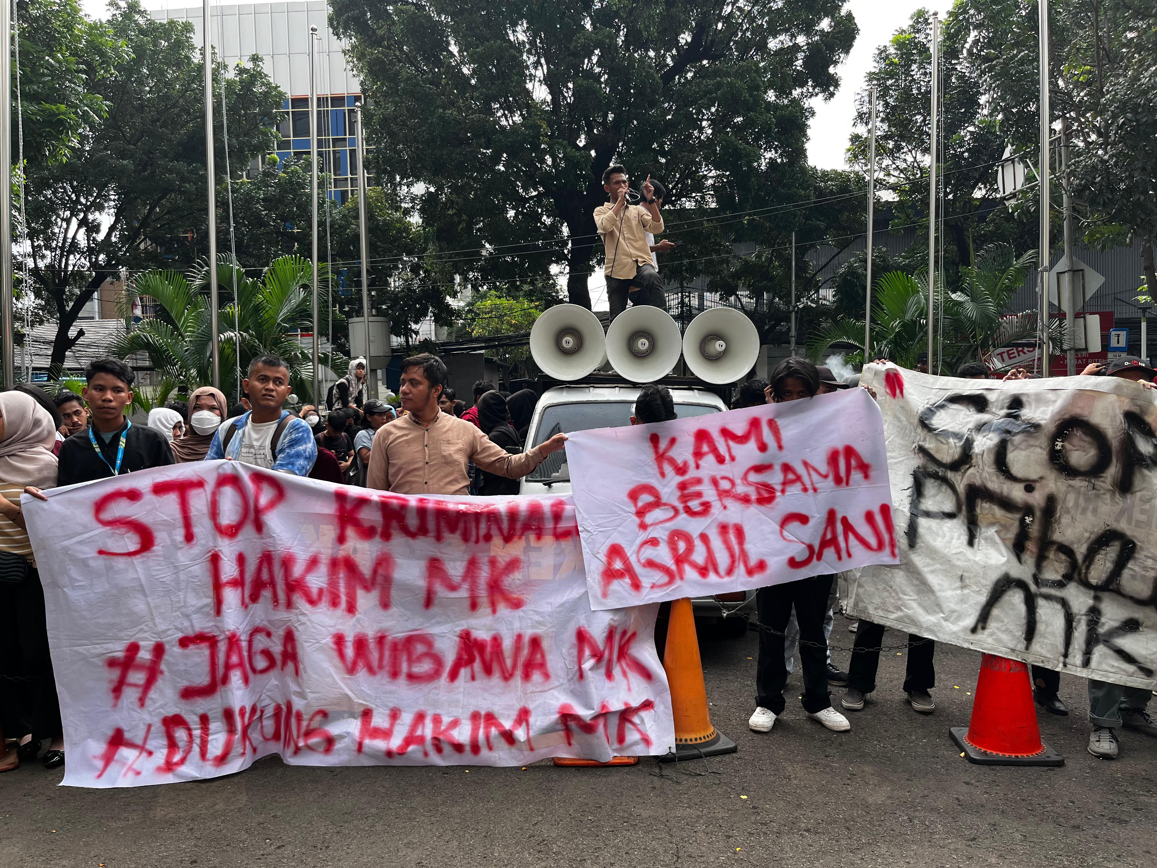 Generasi Milenial Terdepan Indonesia Kuat Serukan Hentikan Kriminalisasi Hakim MK Arsul Sani Generasi Milenial Terdepan Indonesia Kuat Serukan Hentikan Kriminalisasi Hakim MK Arsul Sani