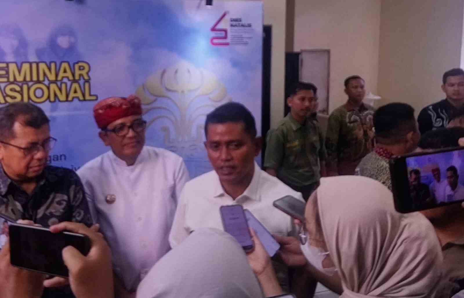 Bupati Solok  Jon Firman Pandu Menghadiri Seminar Nasional Ketahanan Pangan  sebagai Pilar Pengentasan Kemiskinan Berbasis Kearifan Lokal