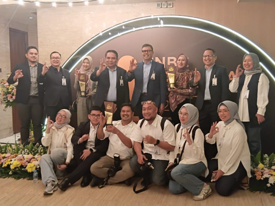 PT Bank Syariah Indonesia Tbk Raih Penghargaan Islamic Wealth Innovation & Leadership CNBC Indonesia Awards 2025 “Turning Turbulence Into Triumph: Resilience, Vision, and Growth in a Changing Global Landscape” PT Bank Syariah Indonesia Tbk Raih Penghargaan Islamic Wealth Innovation & Leadership CNBC Indonesia Awards 2025 “Turning Turbulence Into Triumph: Resilience, Vision, and Growth in a Changing Global Landscape”