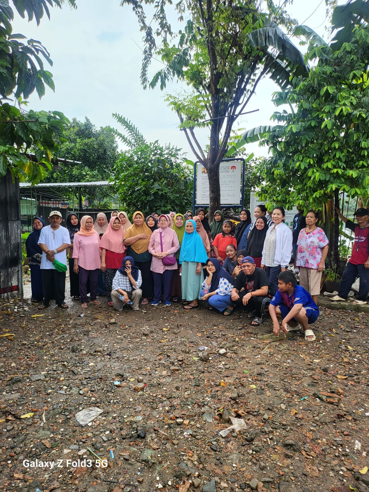 Masyarakat Situ Rompong Menolak Akuisisi Lahan Negara oleh PT Sahid Putra Harapan Berbekal SHGB BPN Tangsel Masyarakat Situ Rompong Menolak Akuisisi Lahan Negara oleh PT Sahid Putra Harapan Berbekal SHGB BPN Tangsel