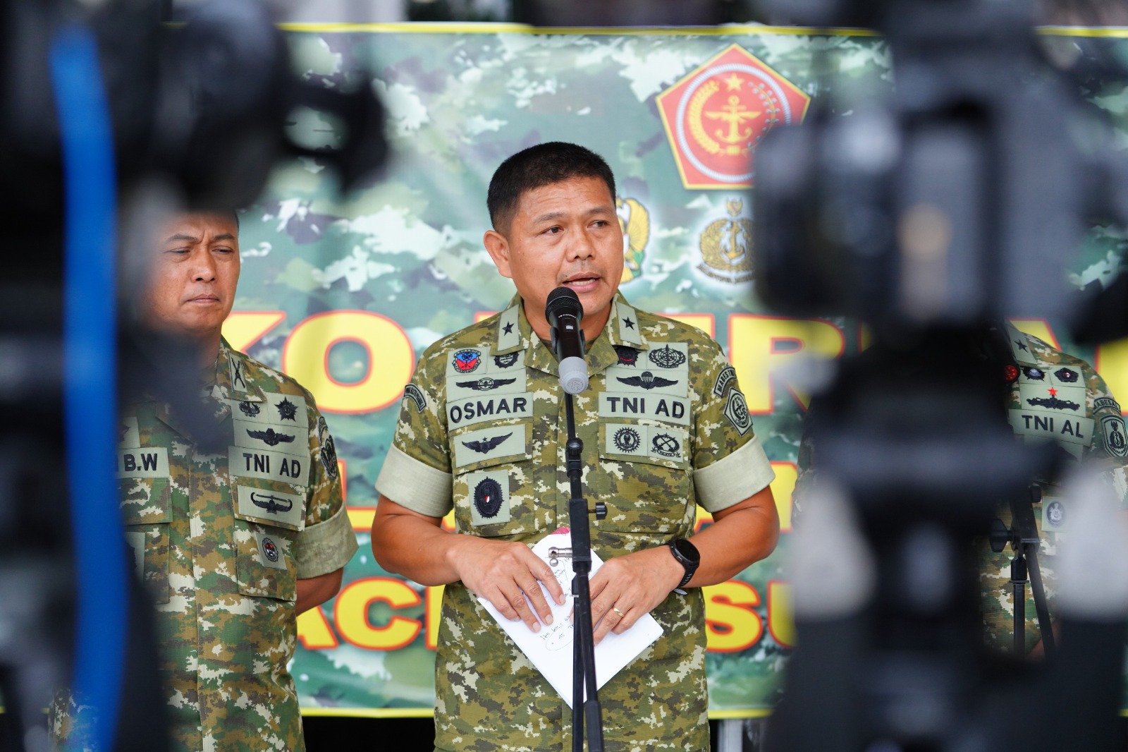 Wakapuspen TNI: Semua Unsur Bergerak Cepat Bantu Korban Bencana Wakapuspen TNI: Semua Unsur Bergerak Cepat Bantu Korban Bencana
