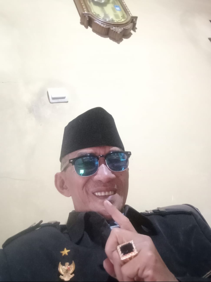 HRM. Soekarna Sebut Pejabat yang Mengkhianati Amanat Rakyat Telah Gugur Secara Etika dan Sejarah, Majelis Adat Indonesia Dibutuhkan Sebagai Garda Terdepan Menjaga Kedaulatan Bangsa