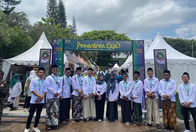Perayaan HUT, NU Ke-100, RMI Temanggung Gelar Pesantren Expo 2026 Di City Walk Perayaan HUT, NU Ke-100, RMI Temanggung Gelar Pesantren Expo 2026 Di City Walk