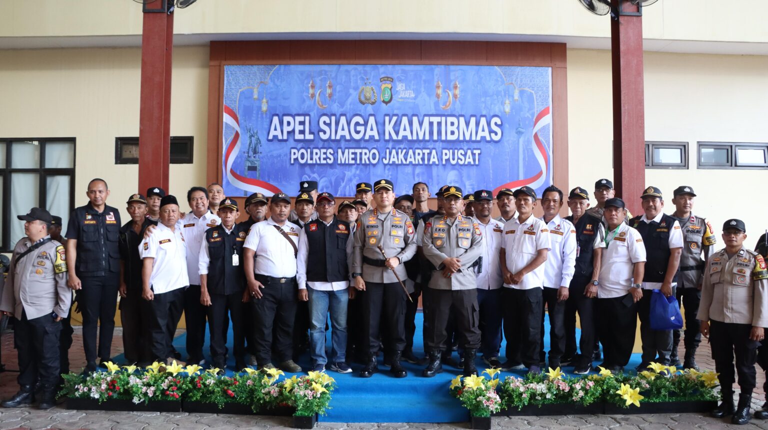 ‘Jaga Jakarta untuk Indonesia’ Tokoh Masyarakat Hingga Ormas Ikut Apel Siaga Kamtibmas di Polrestro Jakpus