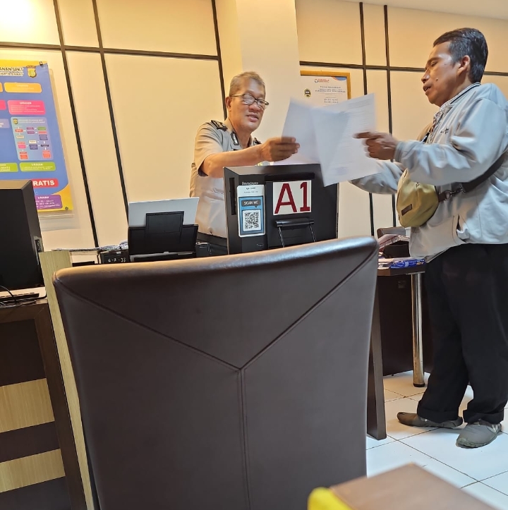 Oknum Security Ilegal Velvet 76 Diduga Lakukan Curas dan Penganiayaan, Terancam Pasal 479 dan 466 KUHP Oknum Security Ilegal Velvet 76 Diduga Lakukan Curas dan Penganiayaan, Terancam Pasal 479 dan 466 KUHP