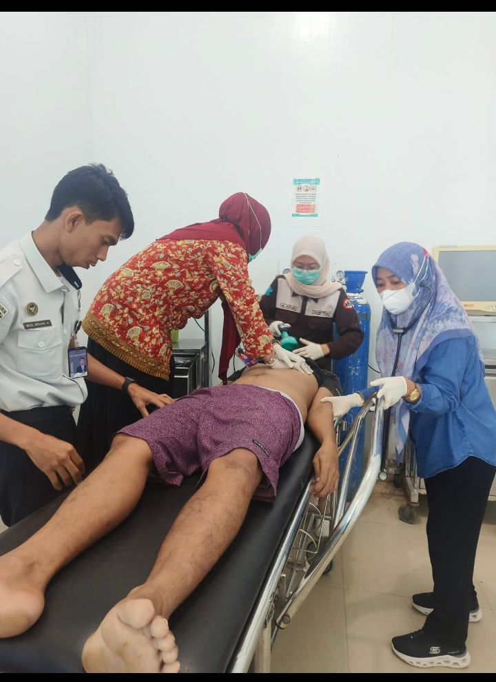 Mati di Balik Jeruji! Taufiq Lingga Ditemukan Tergantung di Dalam Sel, Kematian Warga Binaan di Rutan Sidrap Picu Keras Publik Mati di Balik Jeruji! Taufiq Lingga Ditemukan Tergantung di Dalam Sel, Kematian Warga Binaan di Rutan Sidrap Picu Keras Publik