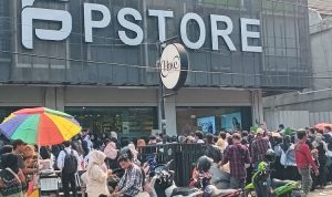 Putra Siregar Dikenal Kerap Bagi-Bagi Hadiah HP dan Sembako