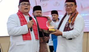 Ketua Dewan Adat Bamus Eki Pitung Menobatkan Prabowo Bapak “Perdamaian Dunia”