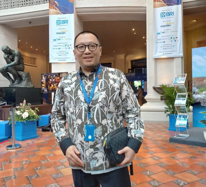 Erwin Suryadi : Para Pelaku Ekonomi Kreatif Didorong Untuk Terus Berinovasi, Meningkatkan Kualitas Produk, Serta Menghasilkan Kreasi Yang mampu Memenuhi Standar Pasar Global Erwin Suryadi : Para Pelaku Ekonomi Kreatif Didorong Untuk Terus Berinovasi, Meningkatkan Kualitas Produk, Serta Menghasilkan Kreasi Yang mampu Memenuhi Standar Pasar Global
