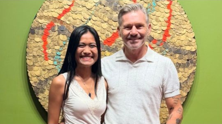 Pameran Seni Rupa Internasional, Desainer Migi Rihasalay Hadir Bersama Eric van Loon Pada Event ART Jakarta 2026
